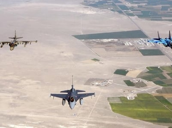 ВВС Турции и Азербайджана проводят совместные учения